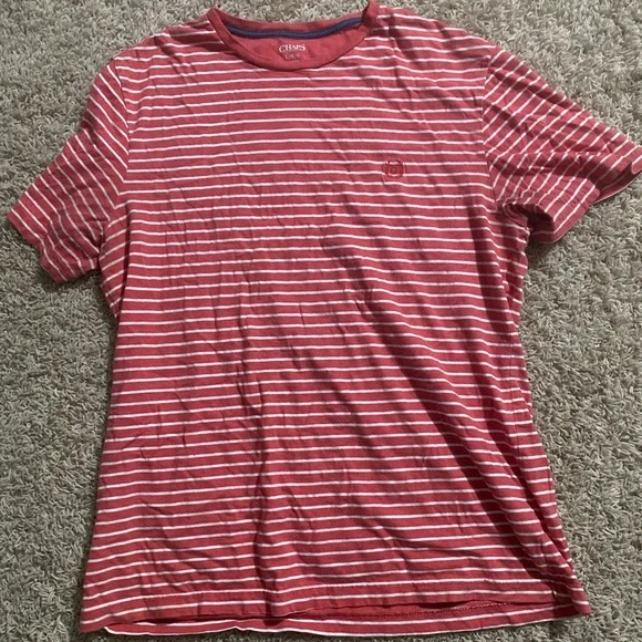 Red and white t-shirt - Picture 1 of 2
